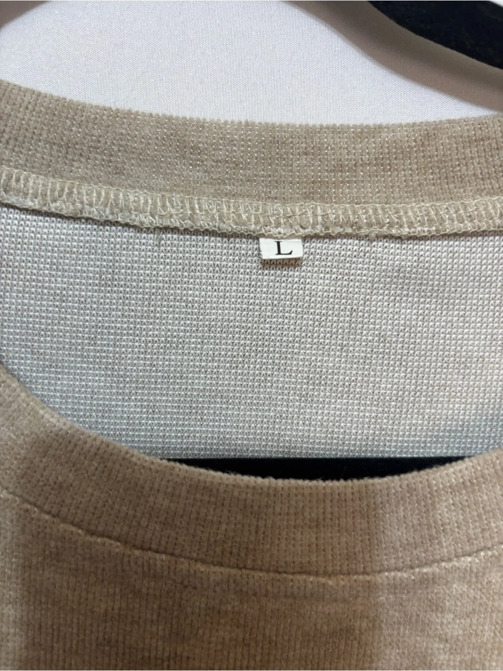 Cat watching cozy casual Sweatshirt - oatmeal